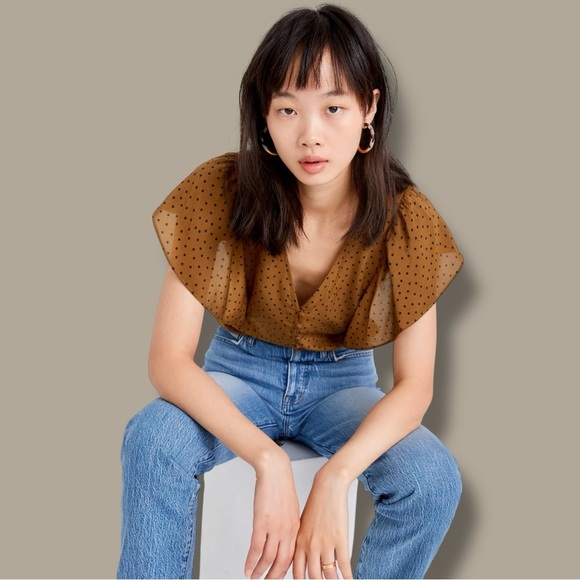 Madewell ‘Silk Carmelina Flutter-Sleeve Top in Polka Dot’ in Easy Dot Asparagus - Picture 2 of 15